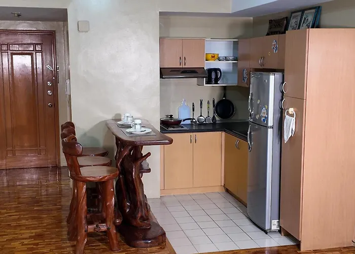 Monitor Gear Residences Apartment